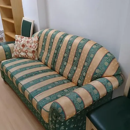 Budget Pricna Apartments * Prague